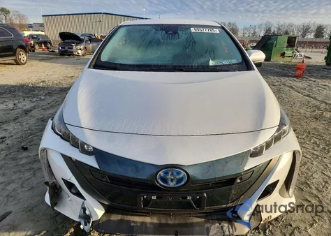 2022 Toyota Prius Prime Le from USA, damaged, VIN JTDKAMFP2N3212048